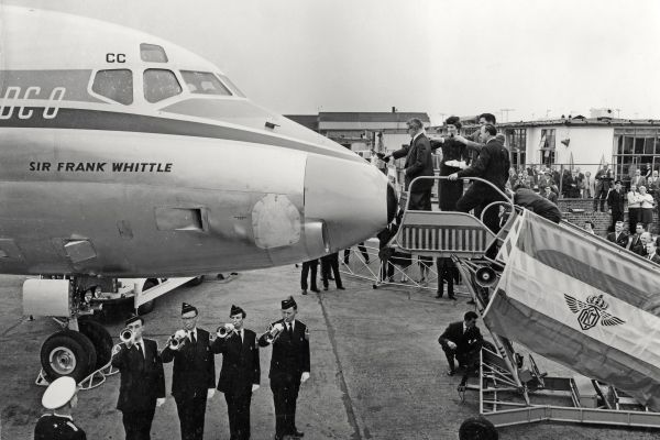 1960-londen1edc8B387A38E-E7AC-4D62-E16E-A7D35A54CC84.jpg