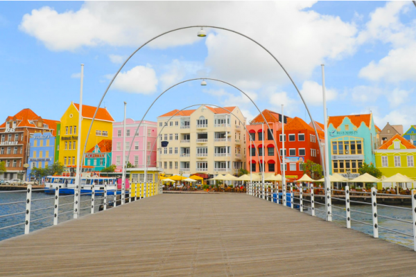 curacao-1521515894-490A-9EED-BFBF-42645F9F081E.png